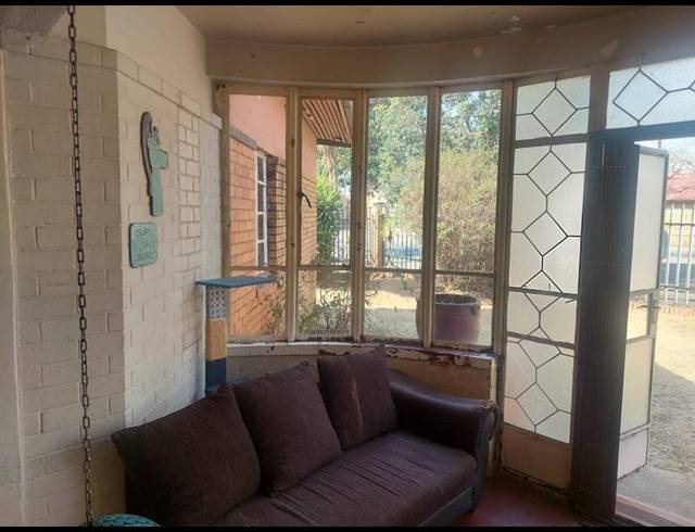 3 BEDROOM HOUSE FOR SALE IN WEST PORGES